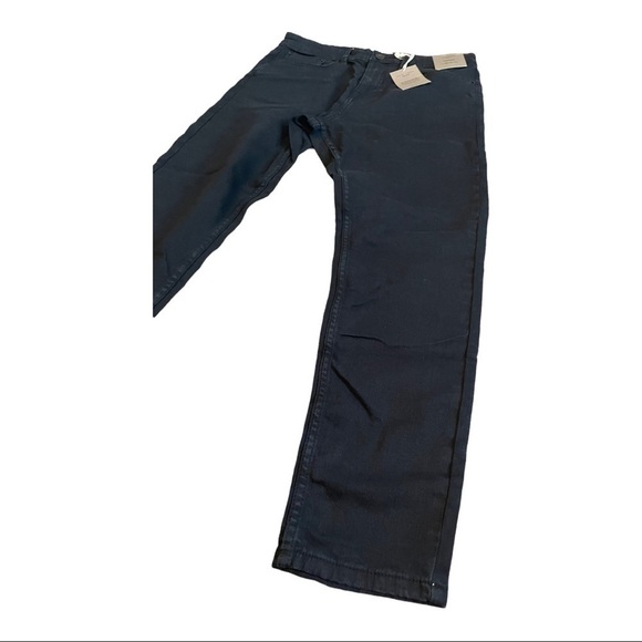 ASOS design New Look tapered jeans in black - Picture 6 of 14